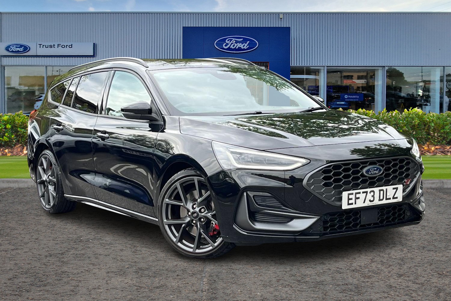 Ford Focus Photo 0