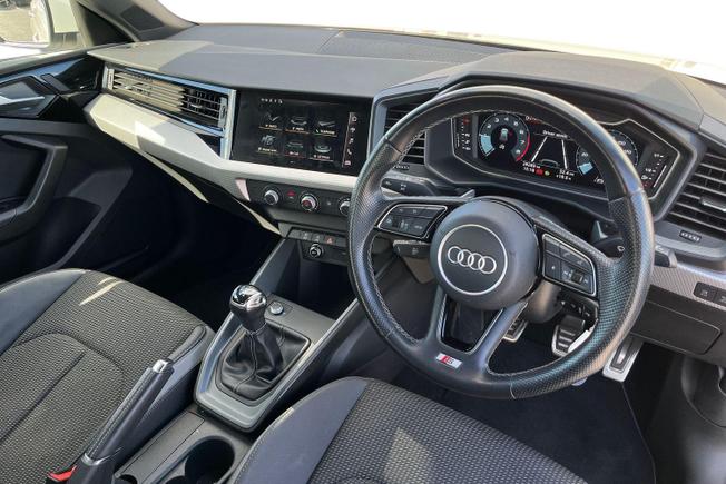 Audi A1 Photo 6