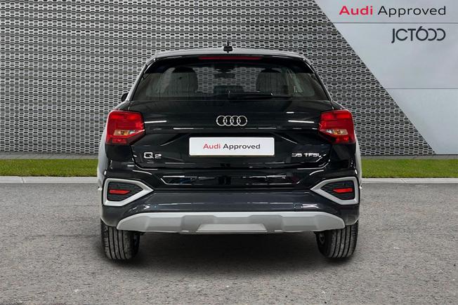 AUDI Q2 Photo 8