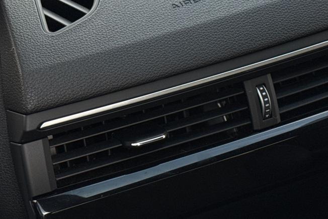 Audi A4 Photo 47
