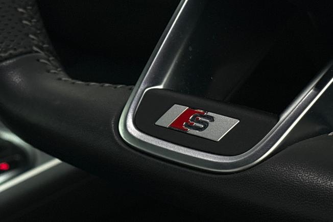 Audi TT Photo 23