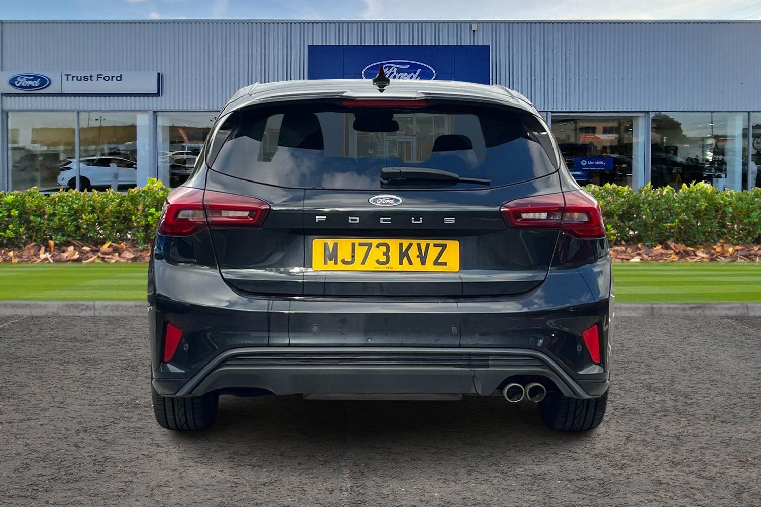 Ford Focus Photo 6