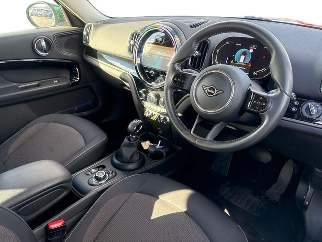 MINI Countryman Photo 6