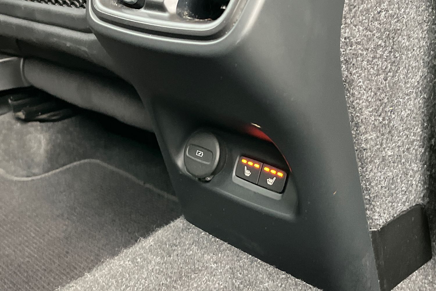 Volvo XC40 Photo 35