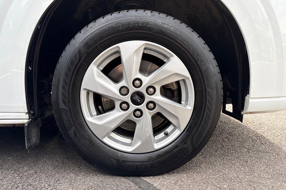 Used Ford TRANSIT CUSTOM LA24HWM 19