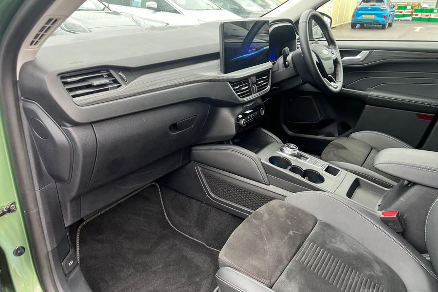 Ford Kuga Photo autoimg-6a39569ea662babe2b04737262c50b2658a2d28f.jpg
