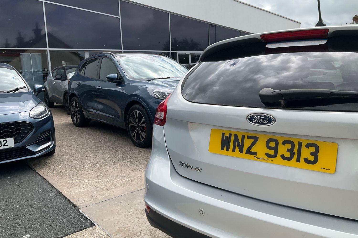 Ford FOCUS Photo 39
