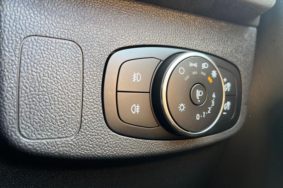 Ford Focus Photo autoimg-6a3c6f61a00b9e72824679ffeff000bad5aec883.jpg