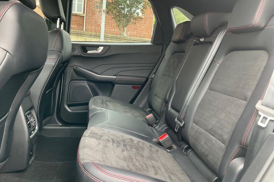 Ford KUGA Photo autoimg-6a43ea3477a5a0559fcc37d378333c85af9f75e1.jpg