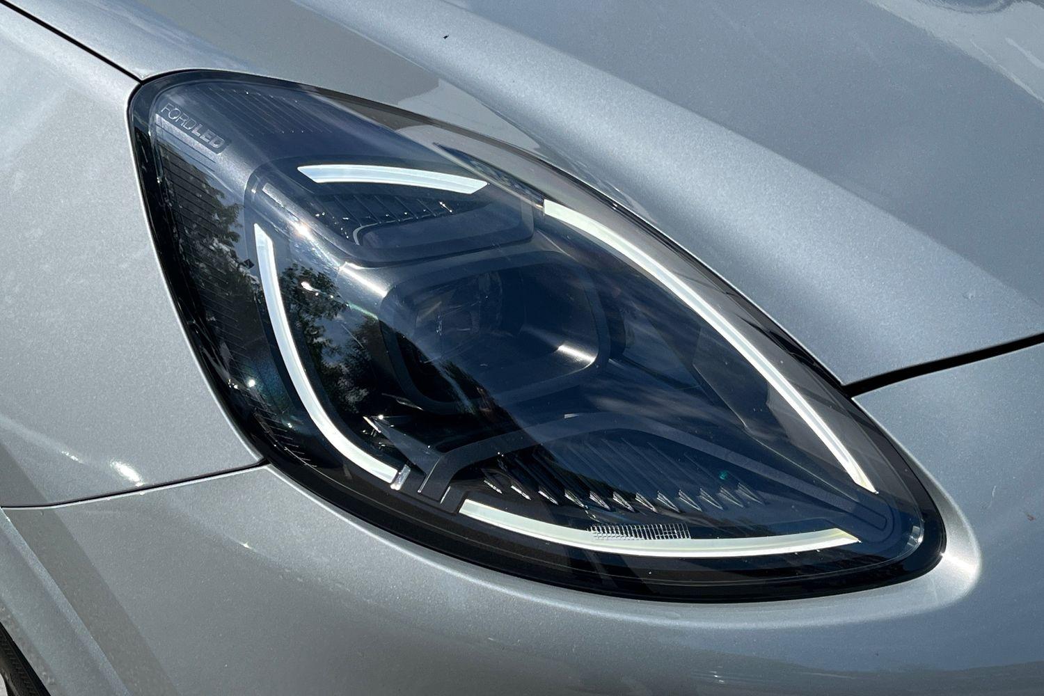 Ford PUMA Photo 27