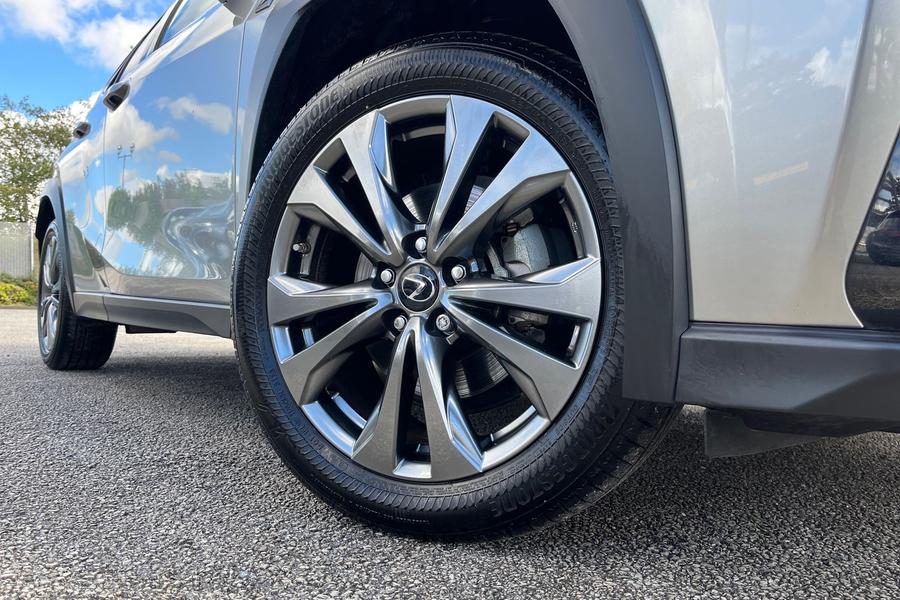 Lexus UX Photo autoimg-6a481f0a72535fca69c871b54d9e523fa7ea9a07.jpg