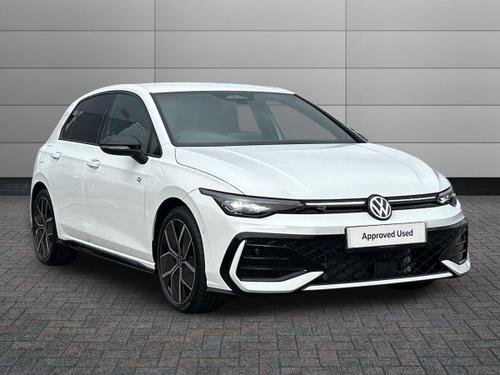 Used 2026 Volkswagen Golf 1.5 eTSI MHEV Black Edition DSG Euro 6 (s/s) 5dr White at Sinclair Volkswagen