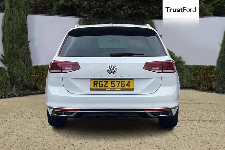 Volkswagen PASSAT Photo autoimg-6a4d90afa7e5a864ca8736d9b86958ca1cdeaaf5.jpg