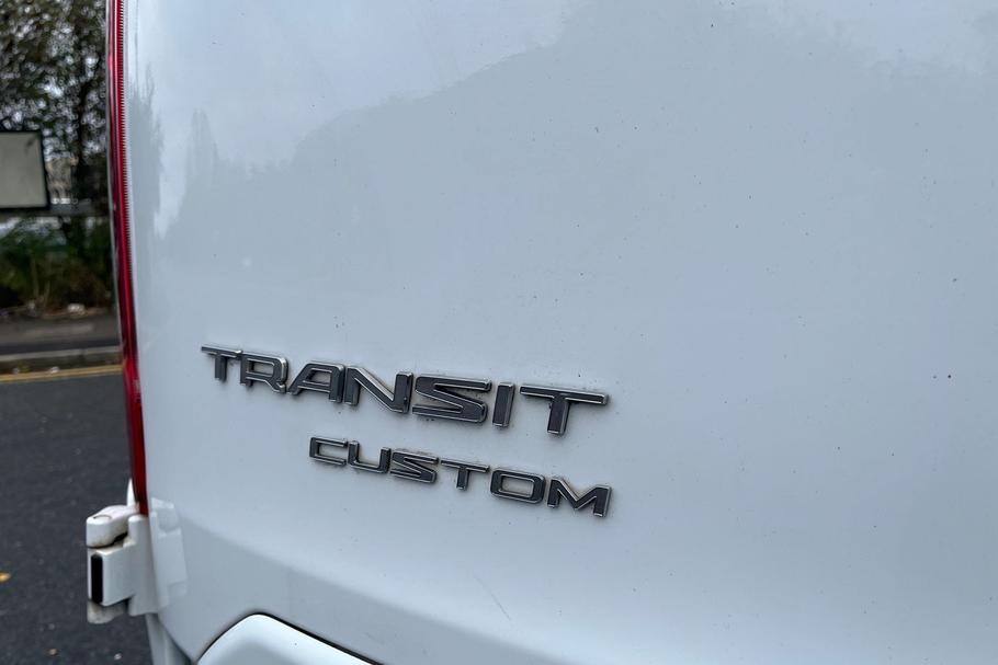Used Ford TRANSIT CUSTOM 20