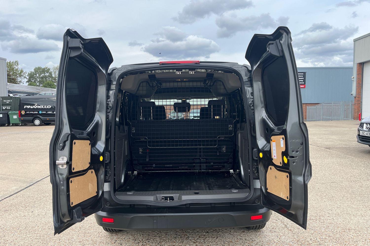 Ford TRANSIT CONNECT Photo 5