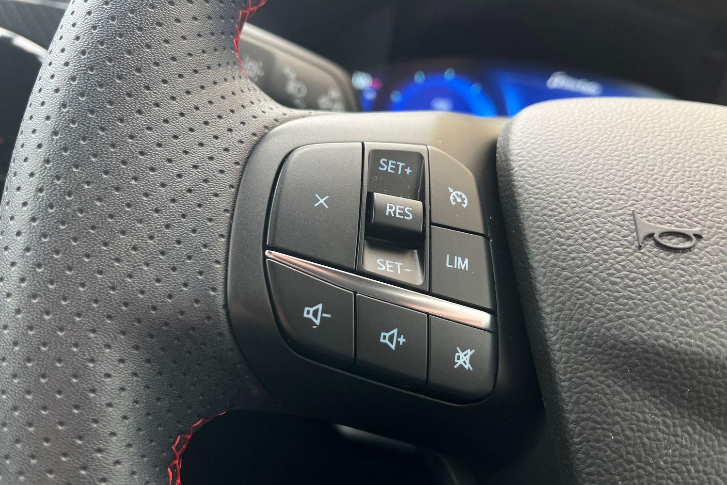 Ford Kuga Photo 35