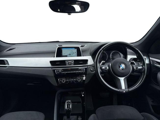 BMW X1 Photo 10