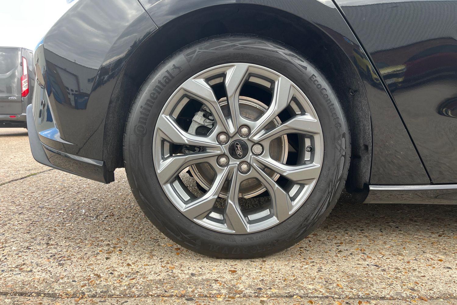 Ford Focus Photo 7