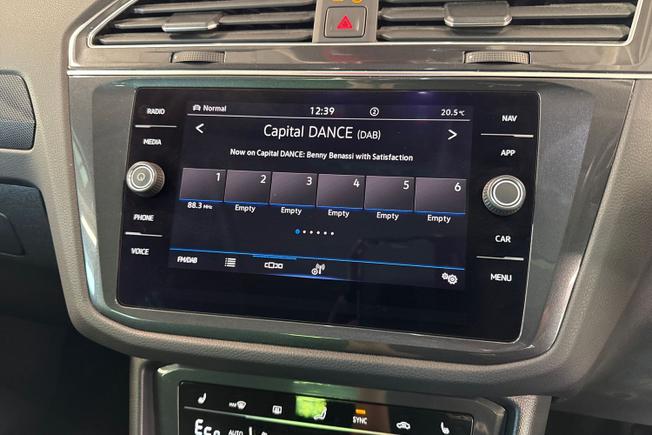 Volkswagen Tiguan Photo 13