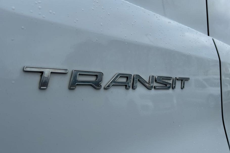 Used Ford TRANSIT LC22OVN 21