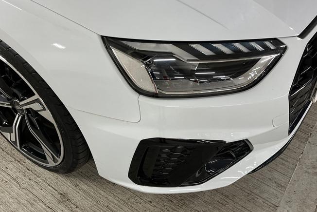 Audi A4 Photo 19