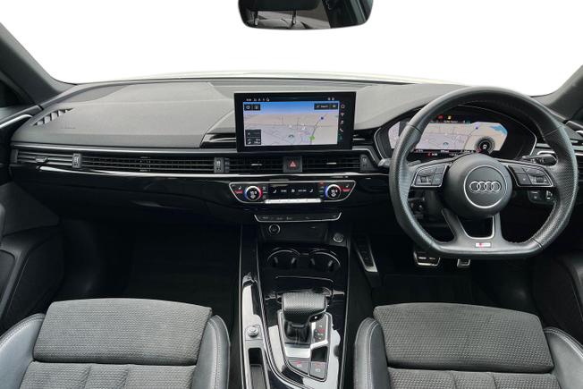 AUDI A4 Photo 10