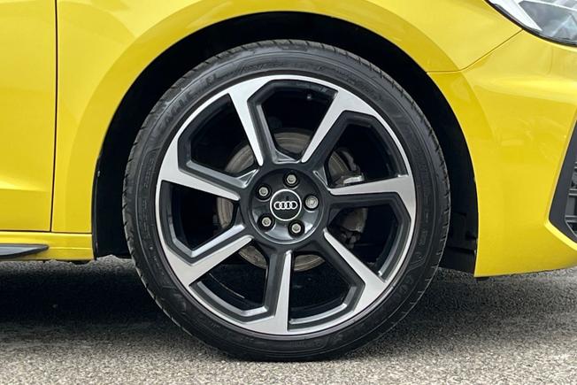 Audi A1 Photo 5