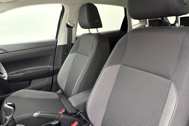 VOLKSWAGEN Polo Photo 31