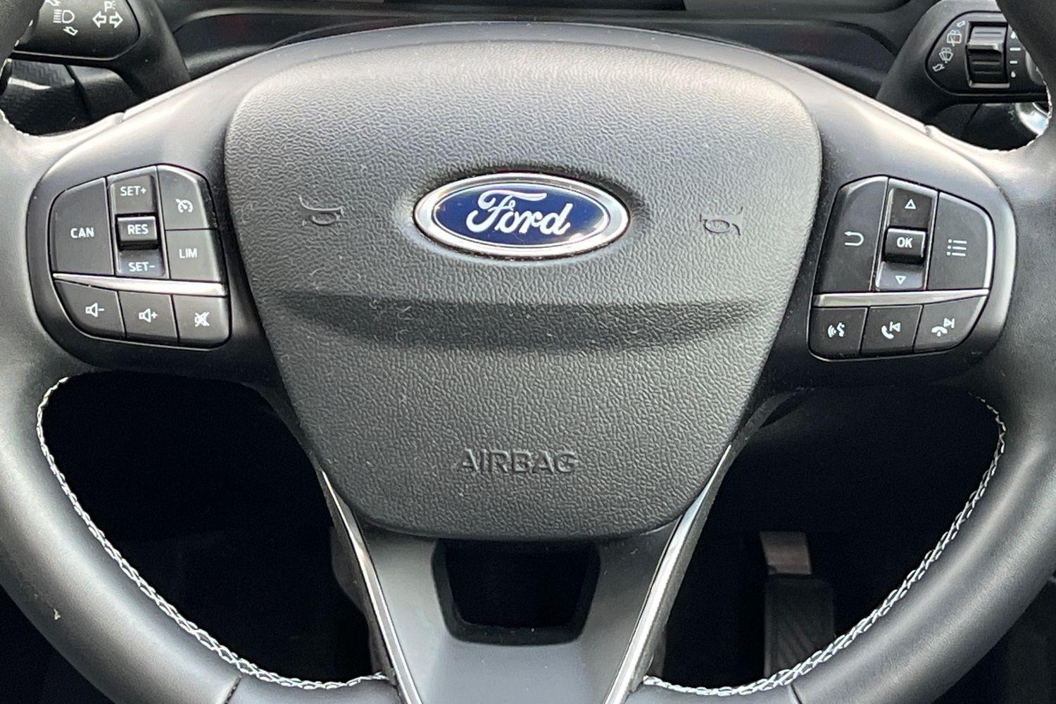 Ford PUMA Photo 11