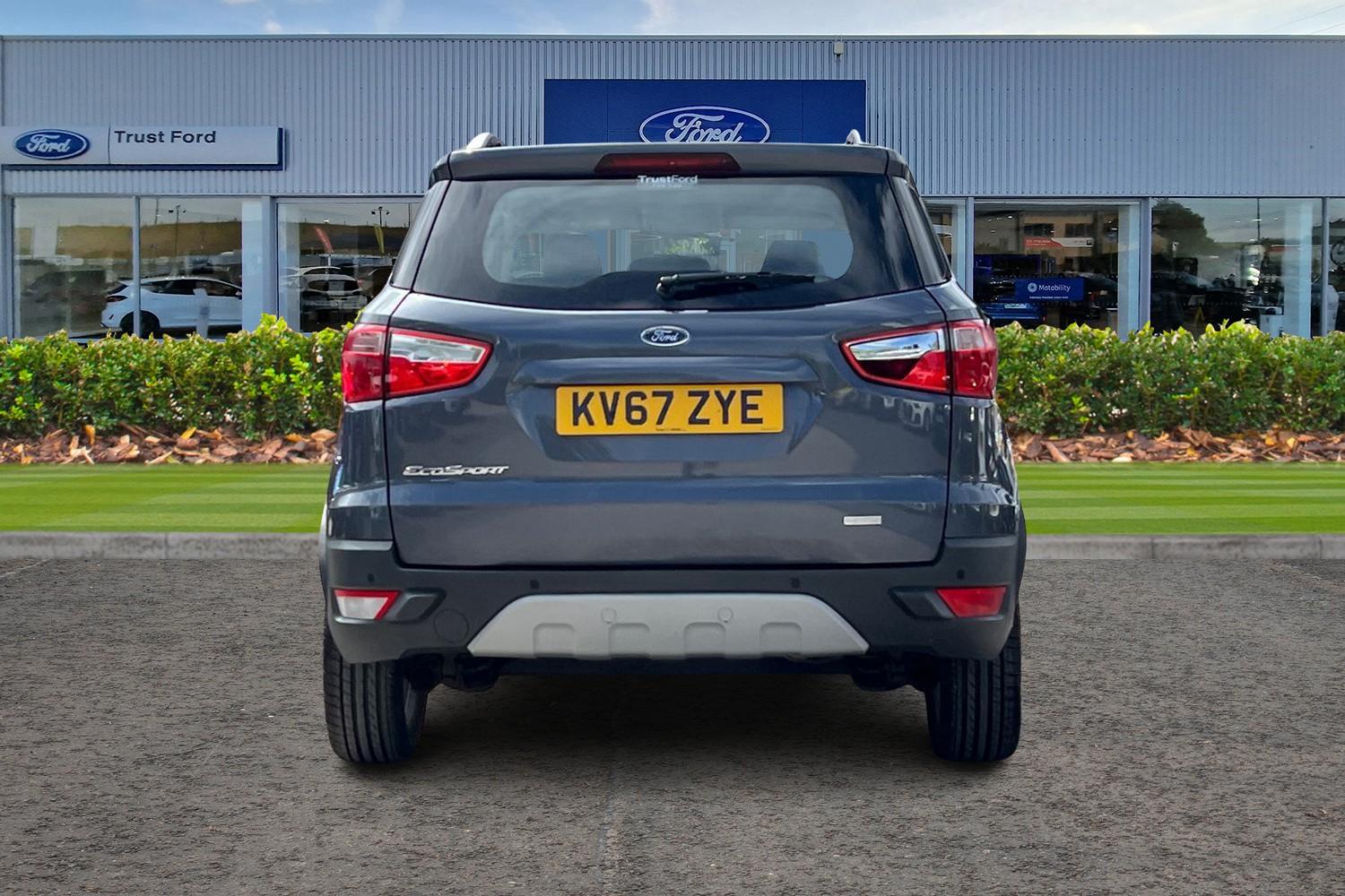 Ford EcoSport Photo 6