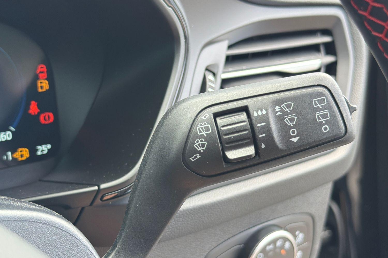 Ford FOCUS Photo 14
