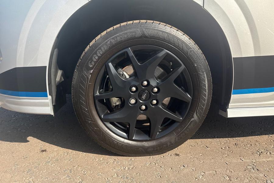 Ford TRANSIT CUSTOM Photo autoimg-6a6ff1b2689e069bfef48da53133b3e90455c671.jpg