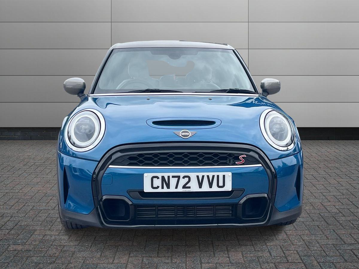 MINI Hatch Photo 7
