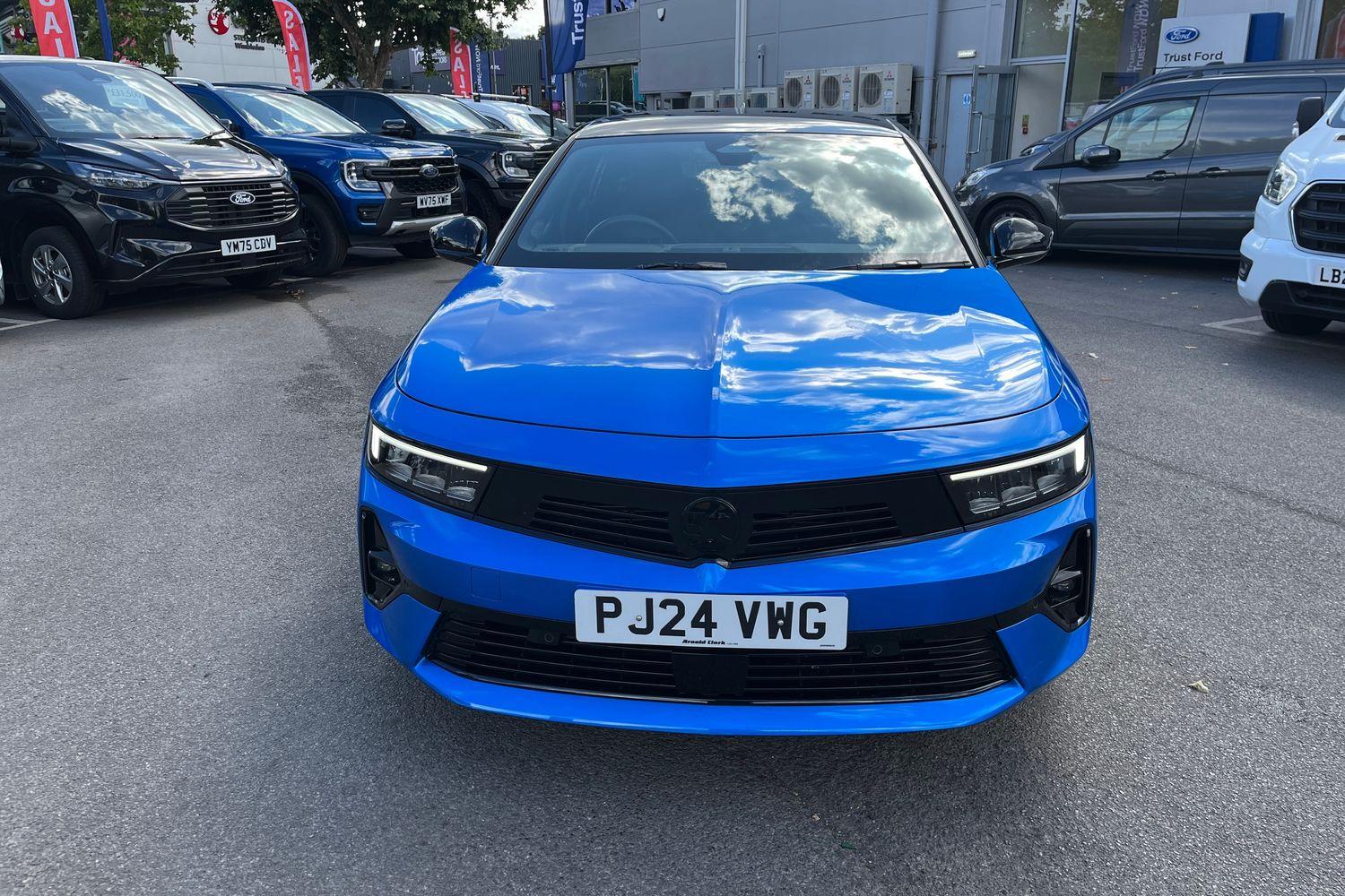 Vauxhall ASTRA Photo 39