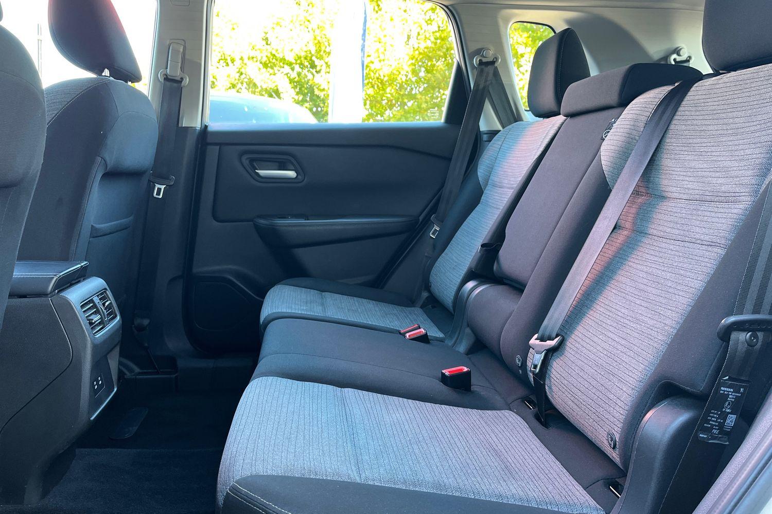 Nissan X-TRAIL Photo 19