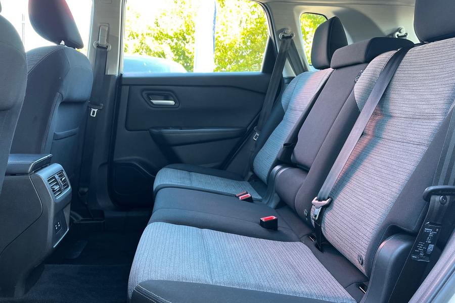 Nissan X-TRAIL Photo autoimg-6a7630be7880e07286210cf0bed1901efd46362d.jpg