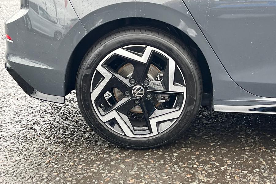 Volkswagen Golf Photo autoimg-6a77d900add14791c5bac9717d907af8fc66a7b6.jpg