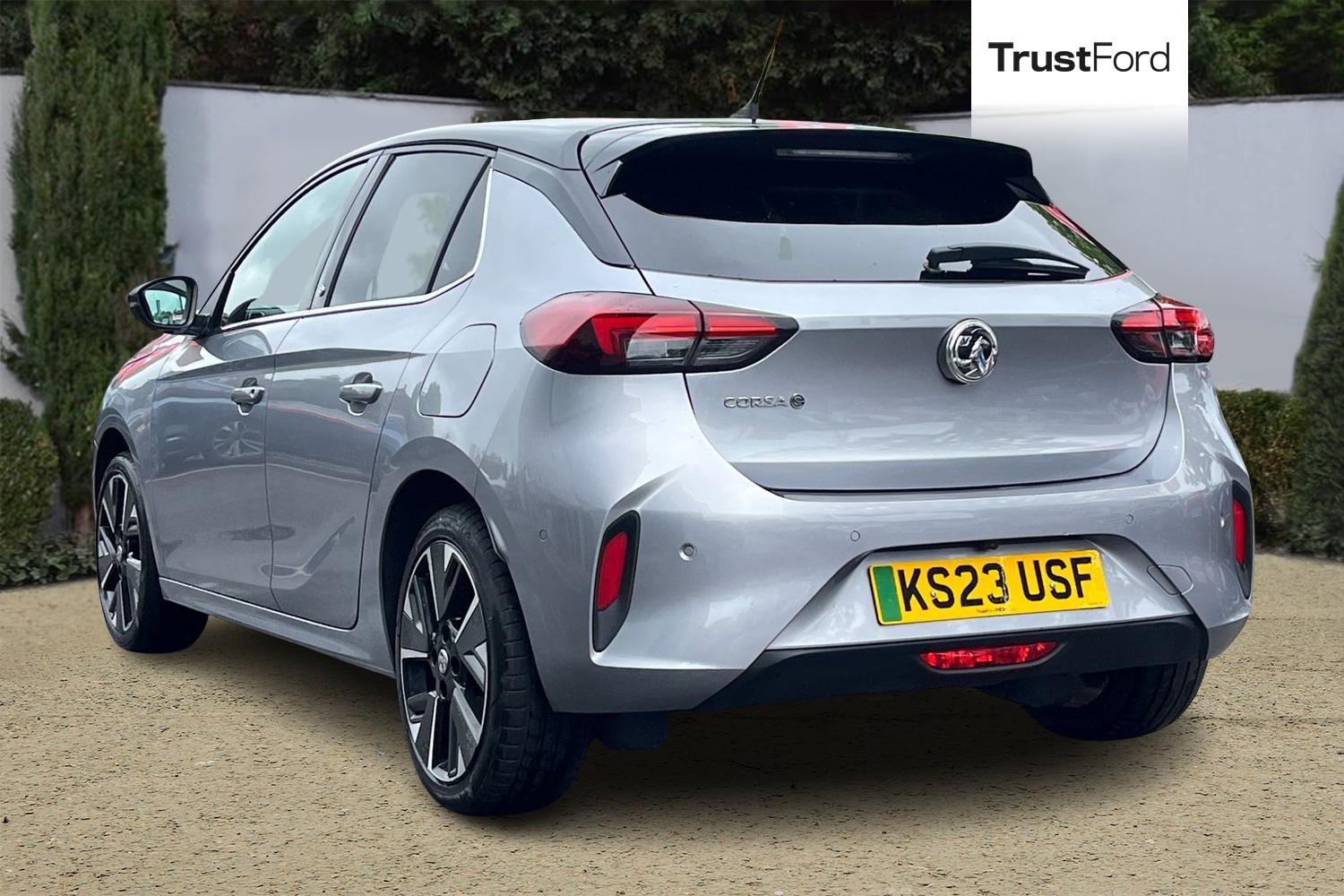 Vauxhall CORSA Photo 1