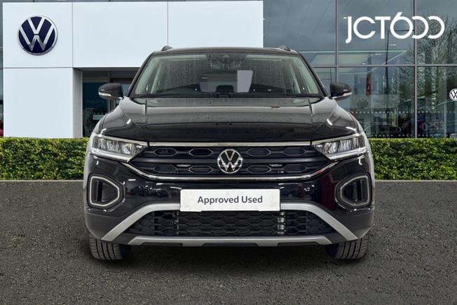 Volkswagen T-Roc Photo 8