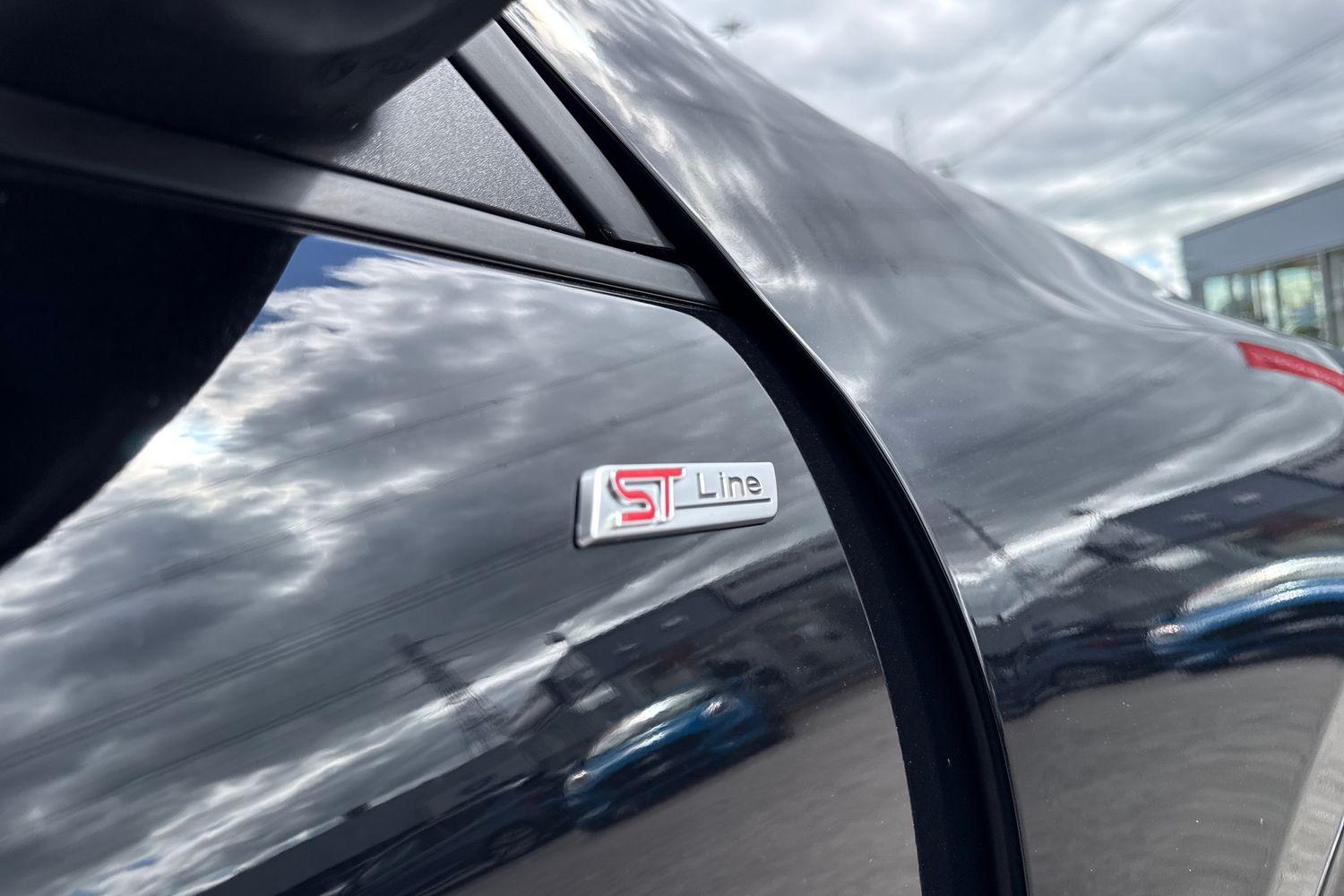 Ford KUGA Photo 38