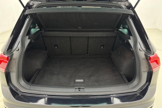 VOLKSWAGEN Tiguan Photo 12