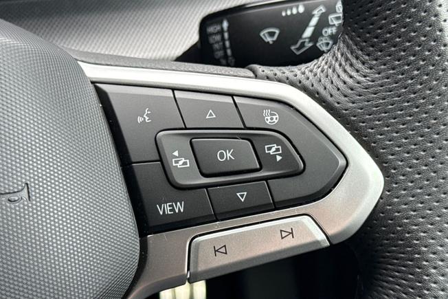 Volkswagen Golf Photo 17