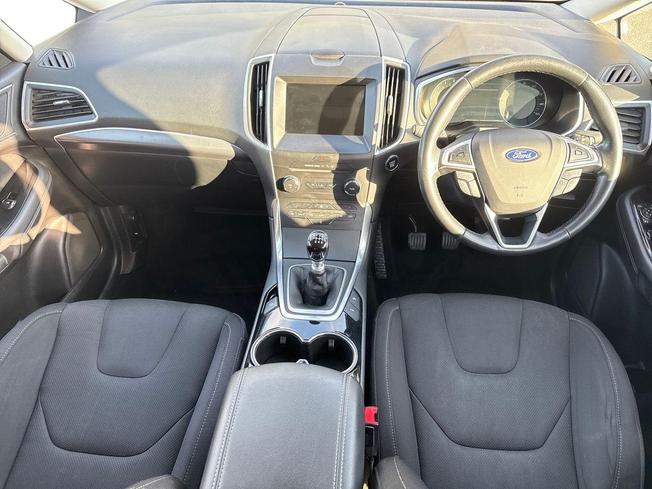 FORD S-Max Photo 10