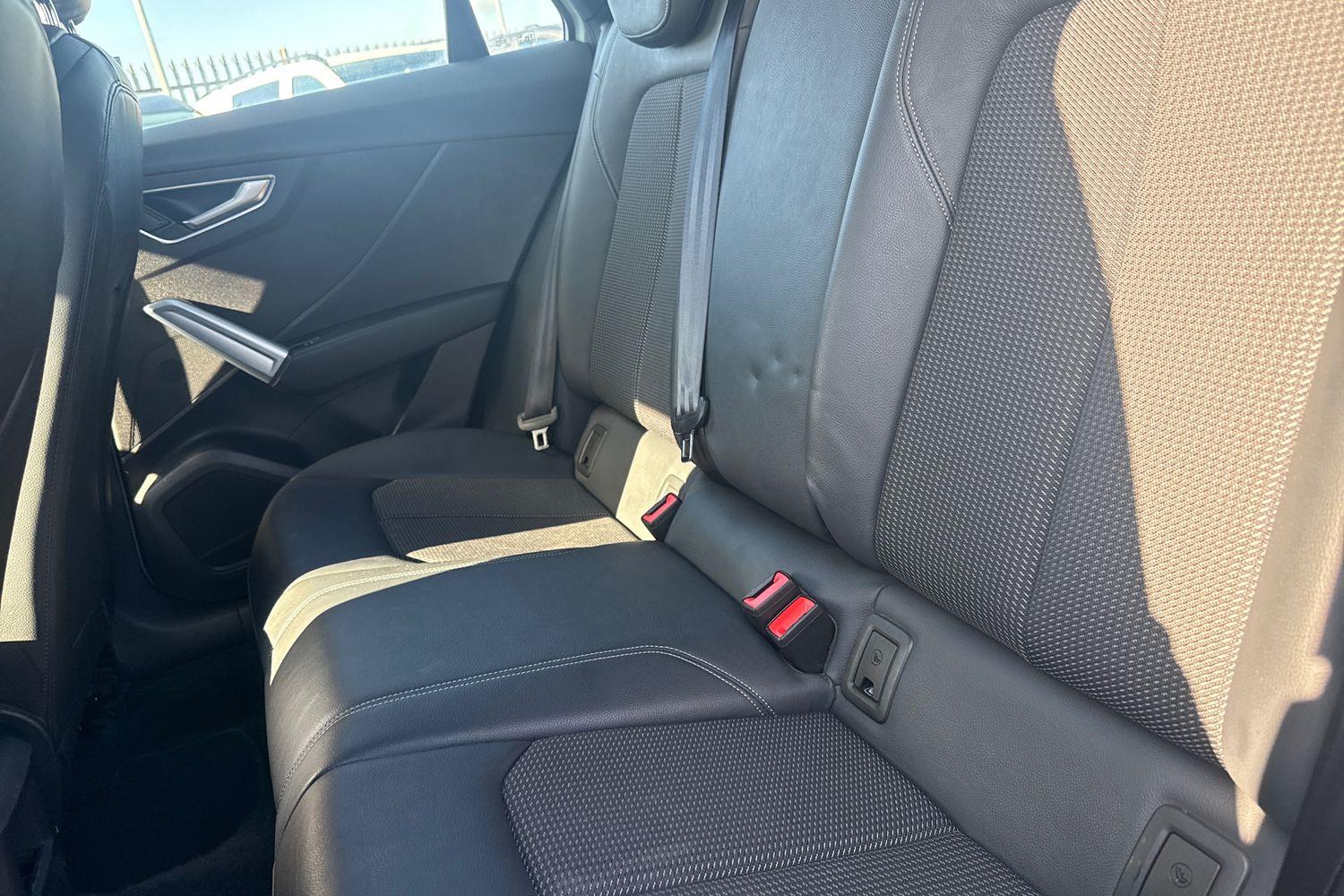 Audi Q2 Photo 19