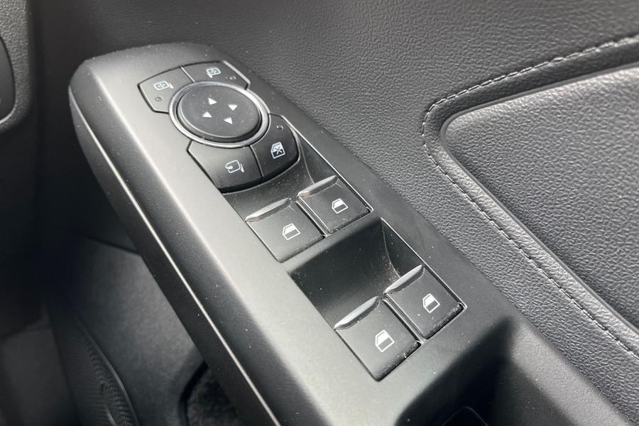 Ford FOCUS Photo autoimg-6a836e356b465b531726a45d3e57a0e10aca65b7.jpg