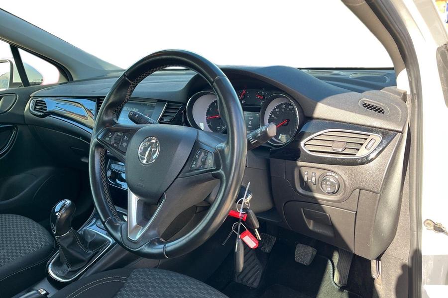 Vauxhall ASTRA Photo autoimg-6a86563e718d6cbfc990824a09207d054538abae.jpg