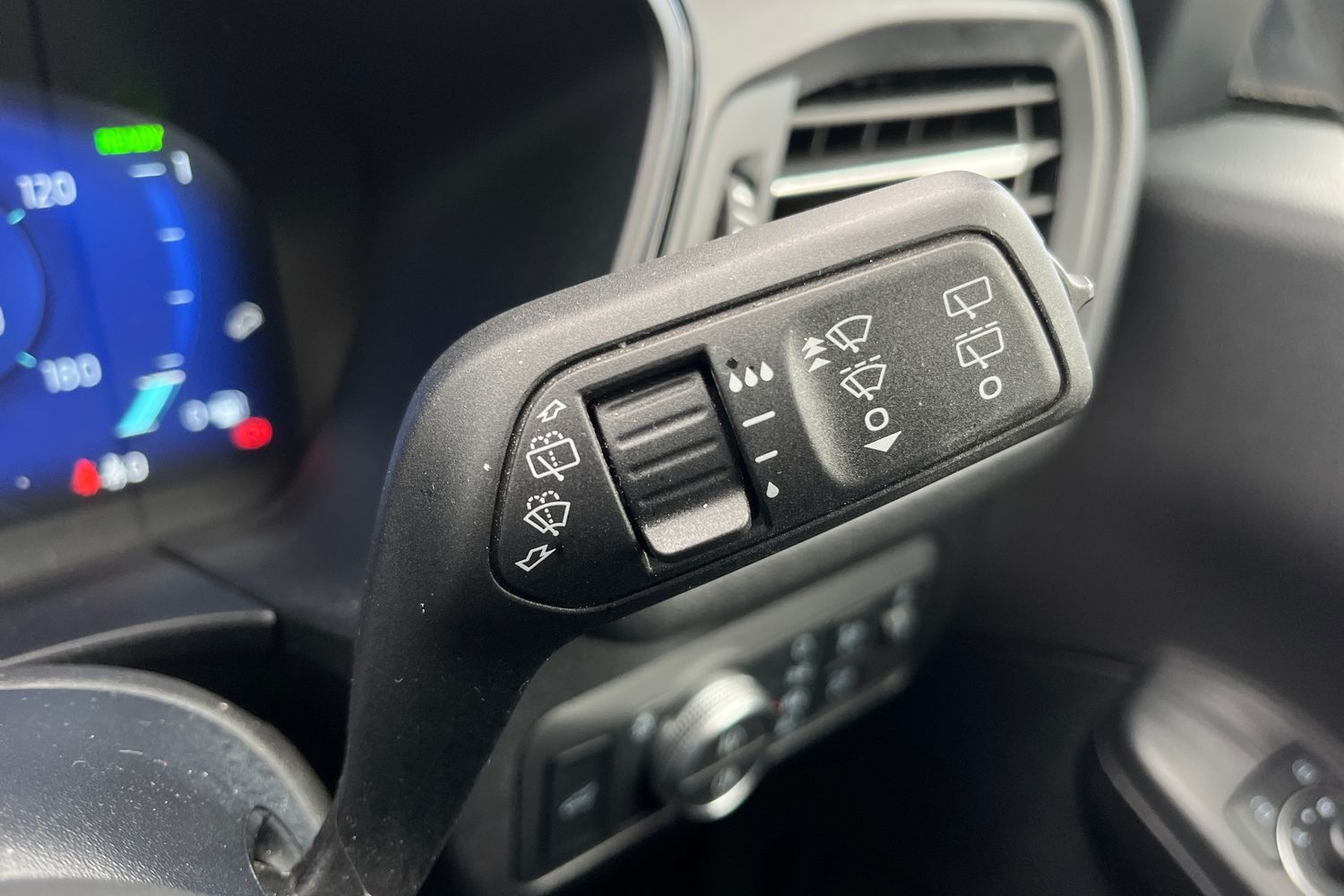 Ford Kuga Photo 14