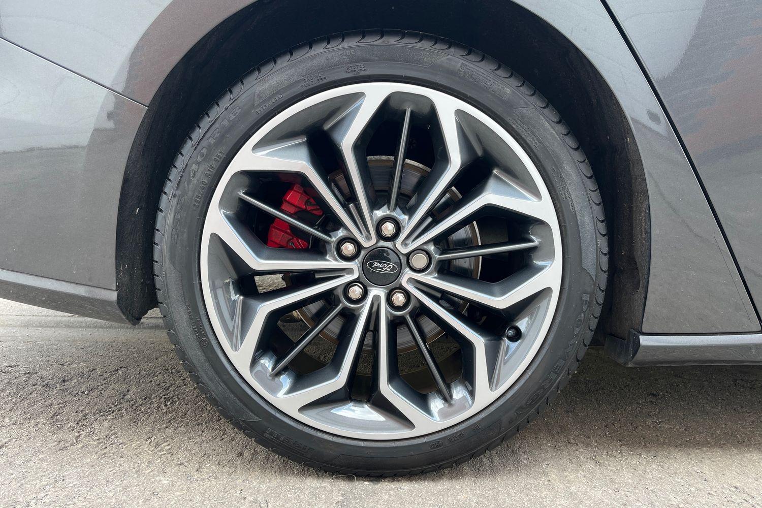 Ford FOCUS Photo 7