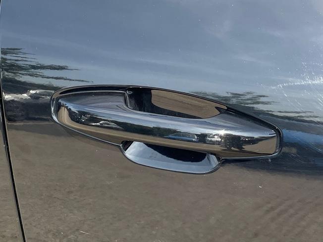 VOLVO Xc40 Photo 24