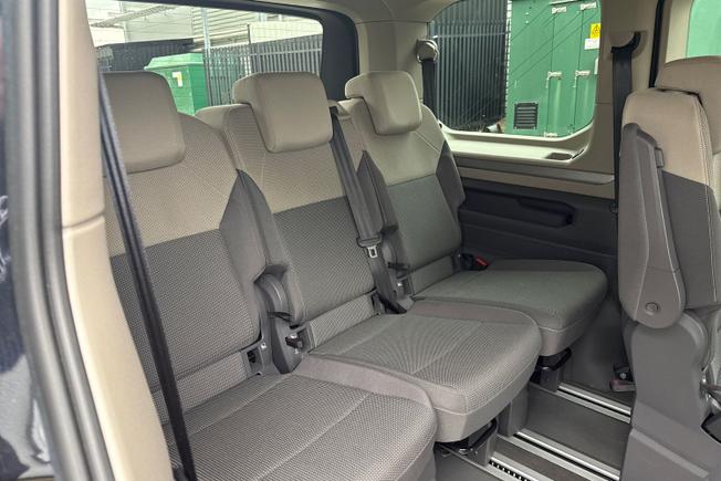 VOLKSWAGEN Multivan Photo 26